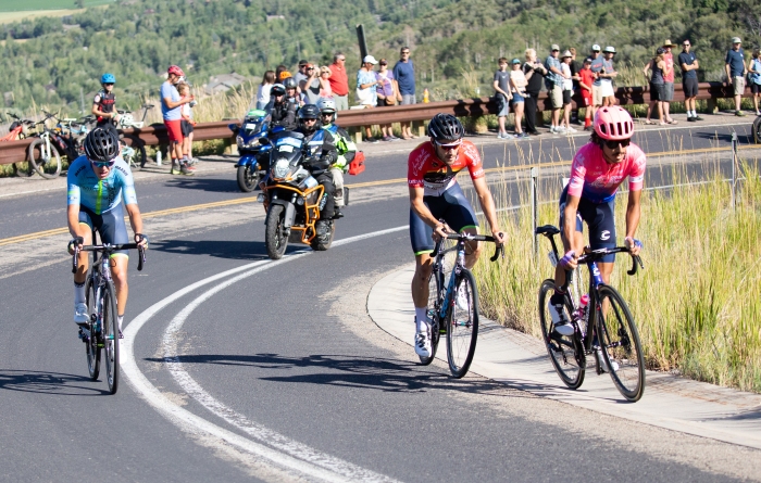 The break shatters on the final climb.