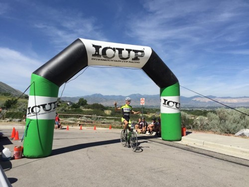 Joergen Trepp winning the B field in the 2015 Suffer 4 Smiles CX race Photo by Jeremy Ward