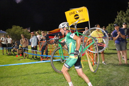 Utah rider Jonathan Page runs it home following a tire blow out. Photo by Dave Iltis