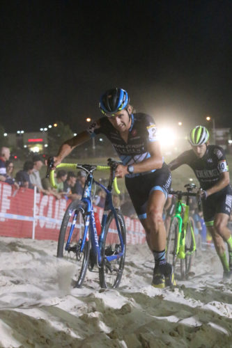 Jamey Driscoll flies through sand at the 2016 Cross Vegas World Cup. Photo by Dave Iltis