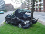 1280px-Car_crash_1